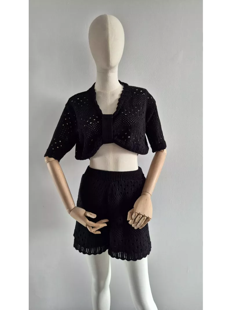 Komplet dzianinowy crochet Le Marlé – top, szorty i narzutka czarny handmade