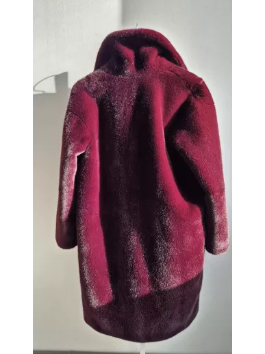 Płaszcz z ekologicznego futra Stand Studio burgundowy 34