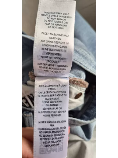 Jeansy True Religion