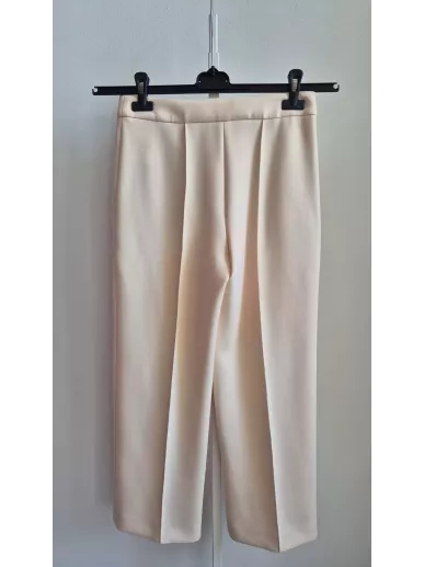 Spodnie Marc Cain w kolorze ecru