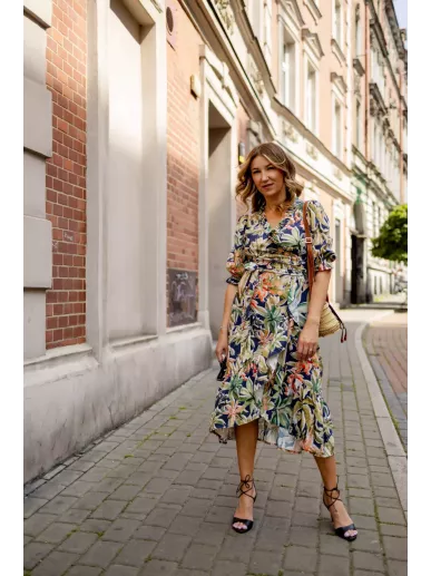 Sukienka Bizuu z lnem i wiskozą – tropikalna elegancja