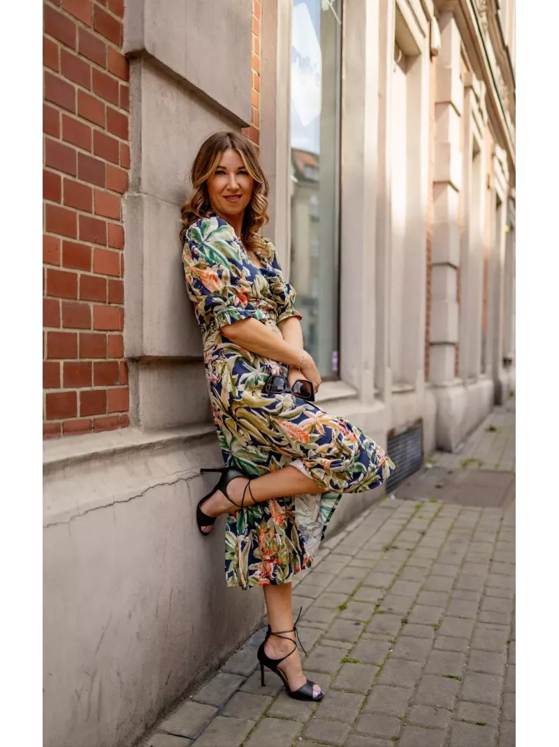 Sukienka Bizuu z lnem i wiskozą – tropikalna elegancja