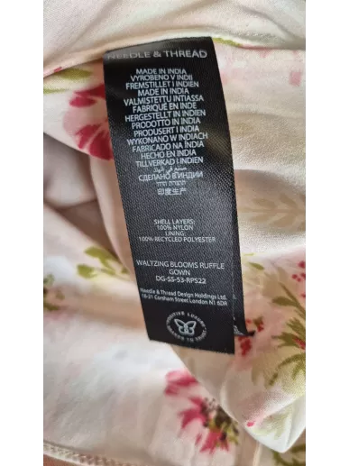 Romantyczna, bajkowa  sukienka – Needle & Thread Waltzing Blooms Ruffle Gown