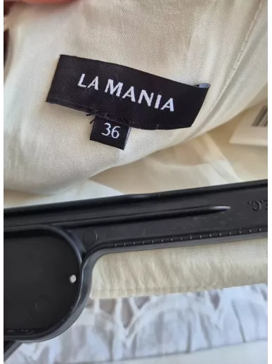 LaMania Muse biała sukienka bez ramiączek w prążki z gorsetem rozm. 36