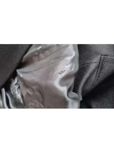 MaxMara – czarny płaszcz  Made in Italy rozmiar 40polski