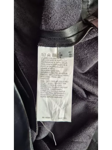 Pinko Biagio Shorts czarne szorty ze skóry ekologicznej Stylowy Komis