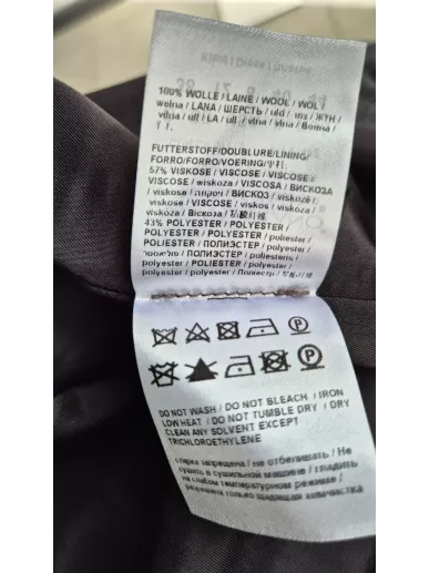 Luisa Cerano – Szara sukienka wełniana z aplikacją koralików | Stylowy