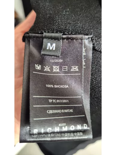 Czarny top John Richmond z logowanym pasem | Stylowy Komis