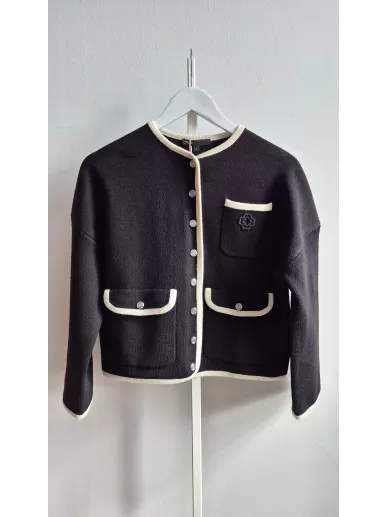 Maje kardigan czarno-ecru w stylu Chanel | Stylowy Komis