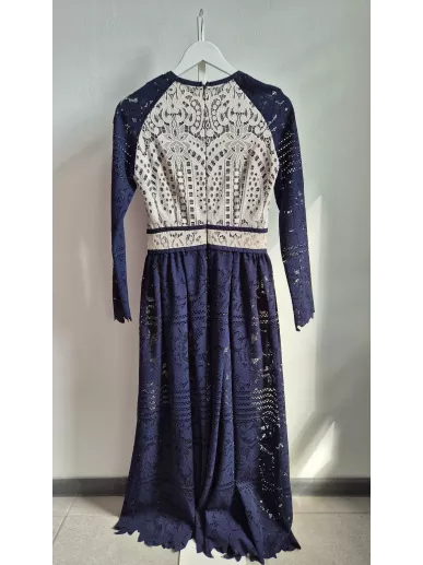 Bizuu sukienka koronkowa granatowa midi rozm. 36 – Stylowy Komis