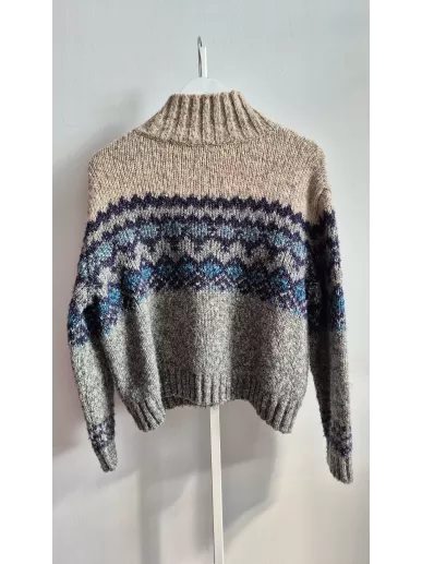 Sweter Weekend Max Mara z golfem i wzorem norweskim – Stylowy Komis