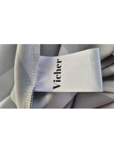 Sukienka Vicher Casual w czarno-białe pasy z georgette | Stylowy Komis