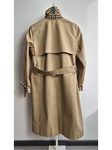 Limitowany trencz Burberry Heritage Check 36 – Stylowy Komis