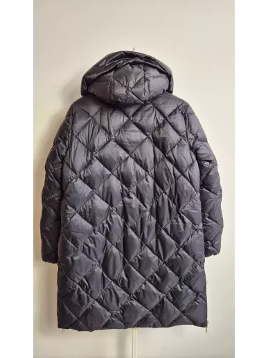 Marella kurtka puchowa czarna – luksusowy model z naturalnym puchem