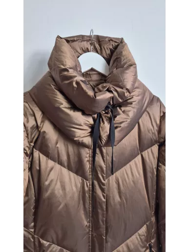 Laurèl puchowy płaszcz brązowy szampan – Stylowy Komis