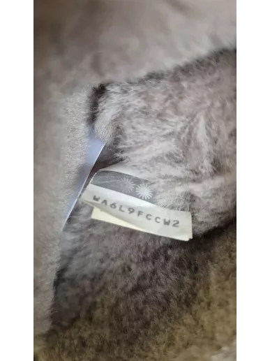 UGG Australia beżowe śniegowce z pomponami model Bailey Pom