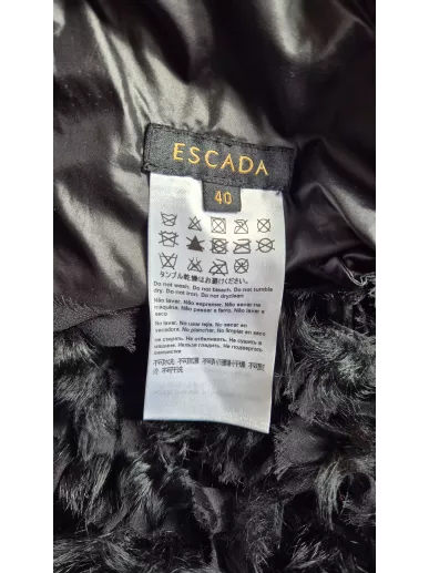 Dwustronne futerko Escada z jagnięcej skóry czarne rozmiar 40