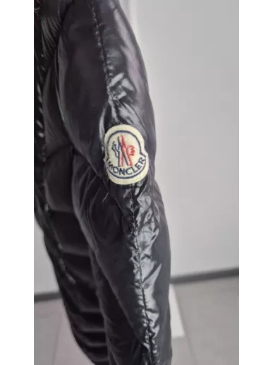 Moncler puchowy płaszcz z futrem Blue Frost Fox – Stylowy Komis