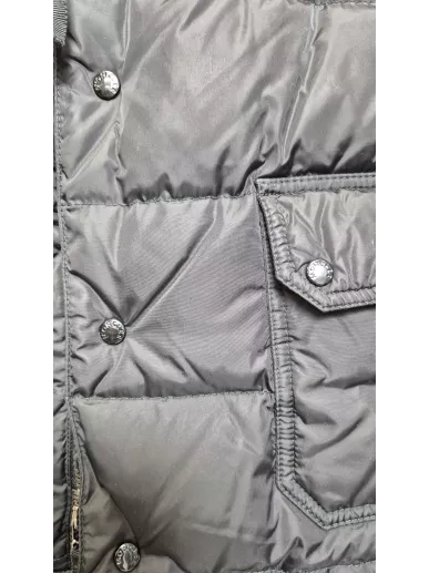 Moncler Serre Giubbotto czarna kurtka puchowa | Stylowy Komis