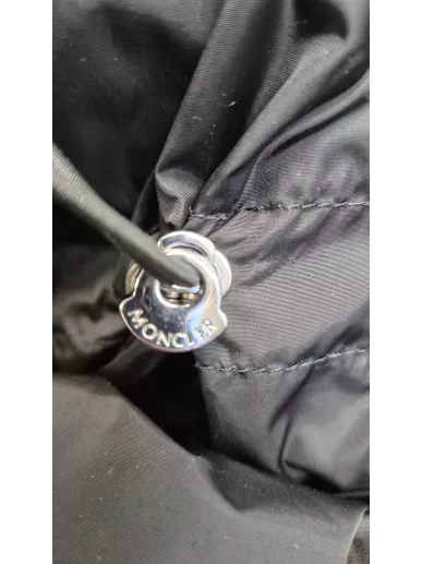 Moncler Serre Giubbotto czarna kurtka puchowa | Stylowy Komis