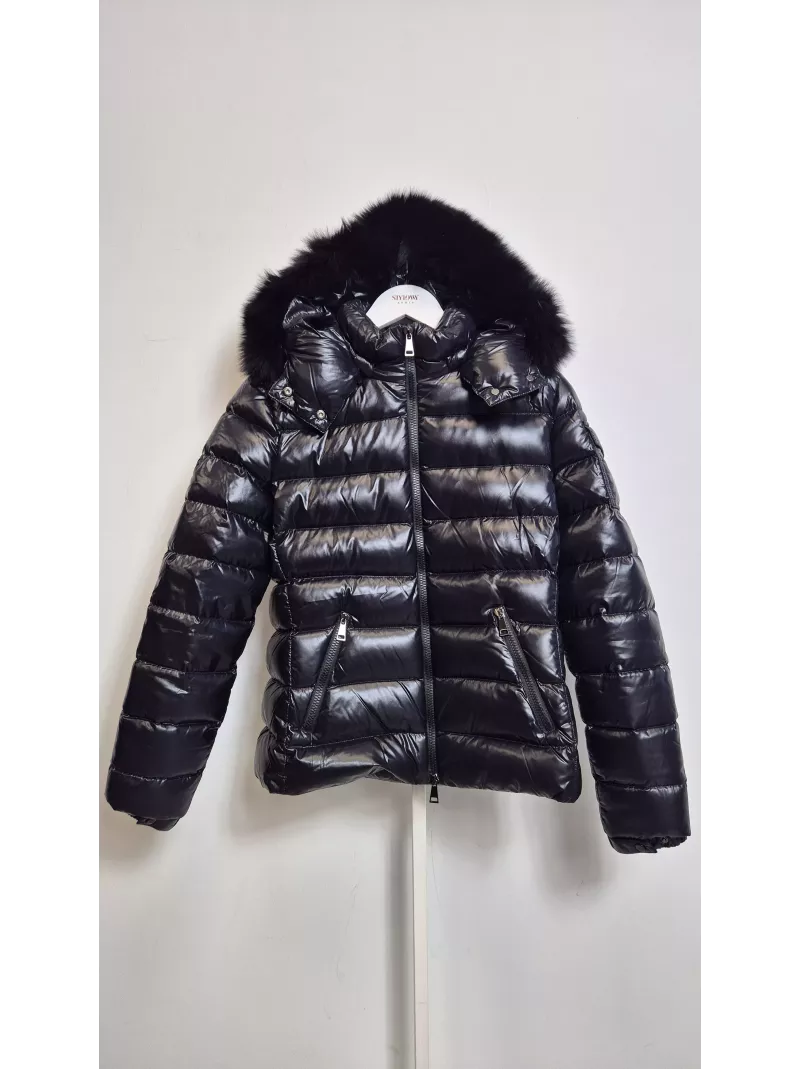 Moncler Badyfur – czarna kurtka z futrem Blue Fox | Stylowy Komis