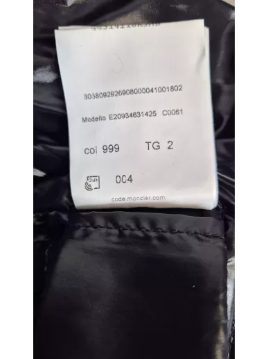 Moncler Badyfur – czarna kurtka z futrem Blue Fox | Stylowy Komis