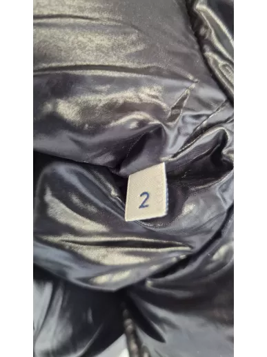 Moncler Badyfur – czarna kurtka z futrem Blue Fox | Stylowy Komis