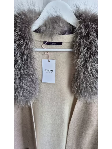Laurel płaszcz z naturalnym futrem lisa | virgin wool | Stylowy Komis