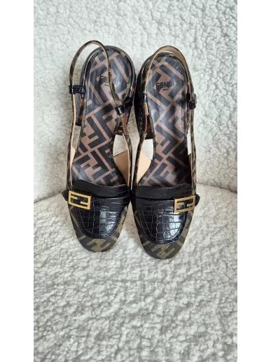 Fendi slingback na obcasie FF monogram 38,5